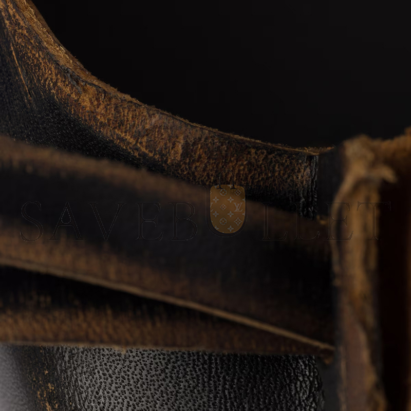 PRADA ANTIQUED LEATHER PUMPS 1I208O PRADA ANTIQUED LEATHER PUMPS 1I208O